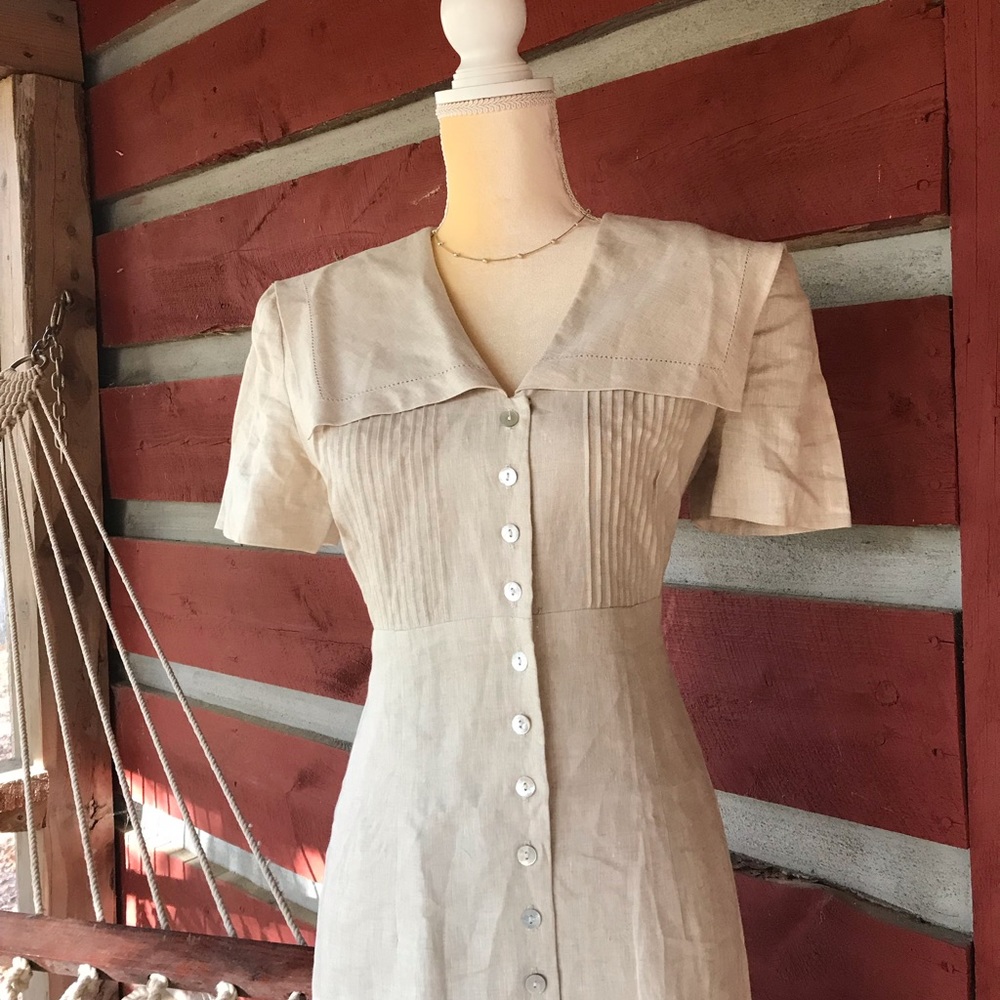 Gorgeous Vintage Dress with Sailor Collar 🍂